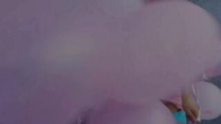 Riley Reid análjában két bőrös virsli