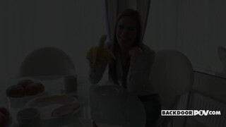 Its POV - Athina Love a magyar pornószínész bige hátsó bejáratba kefélve