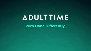 ADULT TIME - méretes didkós világos szőke nagy cicis barnával ollózik és dug