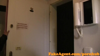 FakeAgent - bárban felszedett nőci castingon