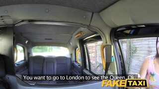 FakeTaxi - Latin kisasszony közösül a taxissal