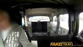 FakeTaxi - Kiki Minaj a csöcsös barna csajszi