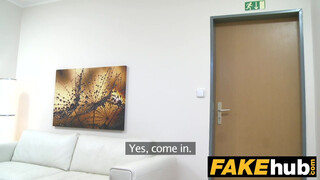 Fake Agent - ártatlan néger nőci és a dárda esete