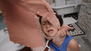 Brazzers - Lulu Chu a szőrös muffos ázsiai picsa