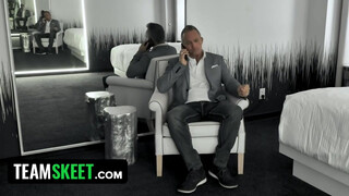 TeamSkeet - Escortos picsa elmegy dugni