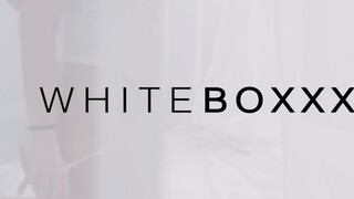 WhiteBoxxx - Sarah Kay bekúrva és durván kinyalva