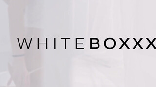 WhiteBoxxx - kicsmellű bige durván megdugva