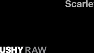TUSHYRAW - Scarlett rendesen popóba rakva