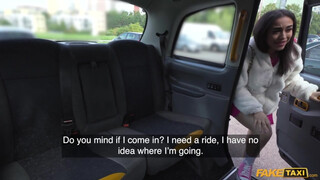 Fake Taxi - Vékony méretes kannás latina nőci