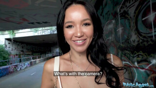 Public Agent - Asia Vargas a szexy ázsiai nőci