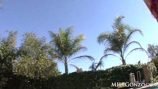 MILFGonzo - Kayla West csoki manussal közösül