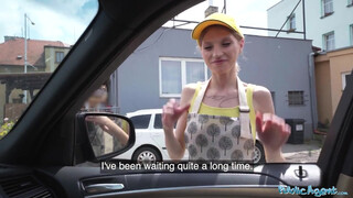 Public Agent - Molly Devon a gyönyörű vékony picsa