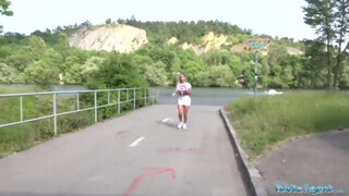 Public Agent - Hatalmas kannás szép seggű bige