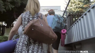 Private Interracial - Luna Rival picsája megrakva
