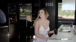 PrivateBlack - Anna Polina a hatalmas didkós fiatal kisasszony