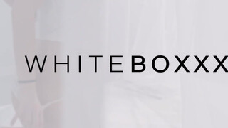 WhiteBoxxx - Lena Reif a méretes mellű orosz bige