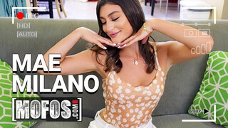 MOFOS - Mae Milano picsája megdugva durván