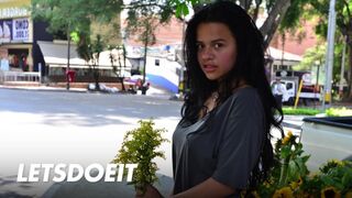 Aranyos fekete milf selena gomez mélyen rakva kolumbiai pinában