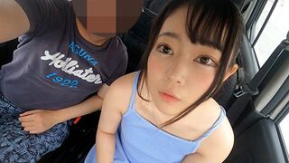 Hatalmas szemek és apró test! 147 cm-es osaka mini picsa cumizza és kézimunkázza a pélót vezetés közben