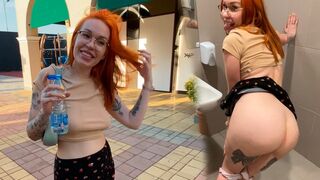 Felcsíptem egy puncit és megbasztam egy nyilvános wc-ben!